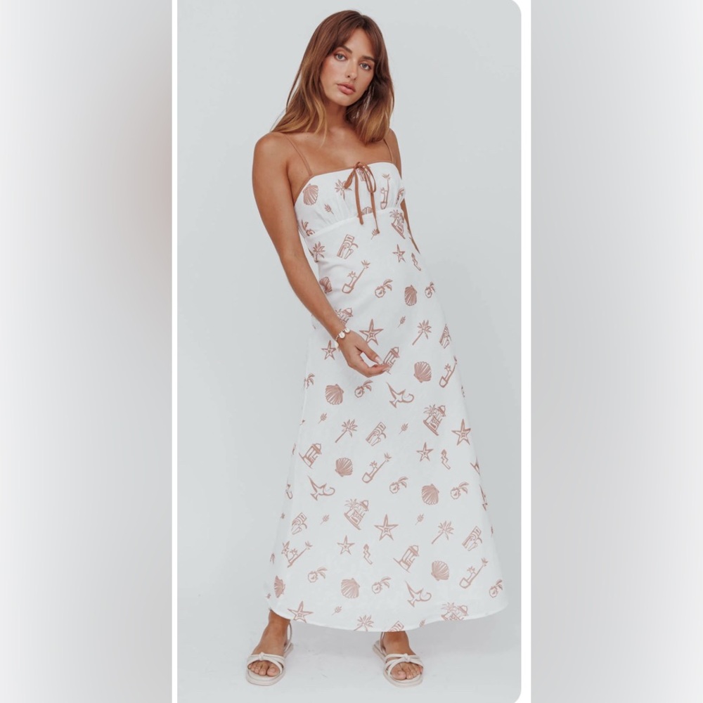 Selfie Leslie Roll With It Square Neckline Maxi Dress Beige